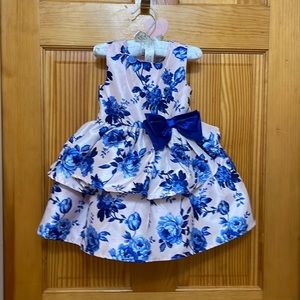 Beautiful size 2T little princess dress